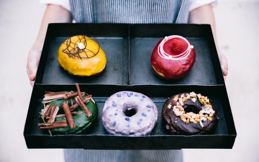 Goûtez les délicieux donuts de la Donuteria lors de votre EVJF